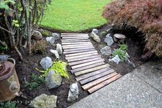 the steps are made out of wooden planks