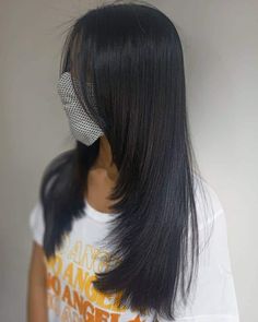 Side Bangs Long Hair Layers, Long Layered Hair Black, Fringe Layered Hair, Front Layered Hair, Straight Long Layers, Front Layers Haircut, Feathered Layers, Straight Layered Haircuts, Extra Long Hair With Layers