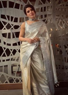 Indian Sari Dress, Sari Dress, Indian Saree Blouse, Indian Saree Blouses Designs, Indian Fashion Saree, Saree Designs Party Wear, Designer Saree Blouse Patterns, Silk Saree Blouse