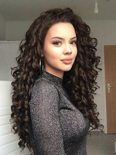 Curly Cuts, Curly Cut, Curls For Long Hair, Curly Hair Inspiration, Silk Press, Chic Hairstyles, Tape In Hair Extensions, Long Curly Hair