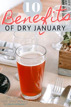 January Workouts, Best Non Alcoholic Drinks, Easy Mocktail Recipes, Giving Up Drinking, Giving Up Alcohol, Mocktail Recipes, Dry January, Healthy Living Recipes, Mocktail Recipe