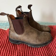 Blundstones Aus Size 3 Us Size 6. I Have Waterproofed Them Several Times To Protect Them, Also Giving A Darker Finish. They Haven’t Been Worn Very Much As They Were Too Small For Me. Make An Offer! Blunderstone Women Outfit, Blundstone Dress Outfit, Blundstone 585, Fun Fits, Granola Style, Blundstone Shoes, Natural Clothing, Rustic Brown, Granola