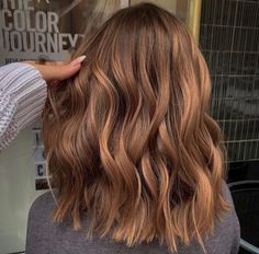 Balayage Hair Caramel, Honey Brown Hair, Short Hair Trends, Caramel Hair, Hair Done, Brown Hair Balayage, Brown Blonde Hair, Hair Inspiration Color