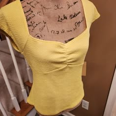 New, Never Worn, Cute Yellow Summer Crop Top With Shoulder Sleeves. Mimi Kitty, Thrifting Manifestation, Random Stuff To Draw, Halloween Costumes For 2, Lemon Merengue, Cake Cone, Becky Blackbell, Riverdale Season 2, Spongebob Costume