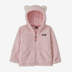 The Baby Furry Friends Hoody is made of warm, cozy, high-pile, double-faced 100% recycled polyester fleece. Made in a Fair Trade Certified™ factory. Patagonia Baby, Friends Hoodie, Baby Patagonia, Patagonia Kids, Haikou, Baby Hoodie, Patagonia Fleece, Bear Hoodie, Toddler Hoodie