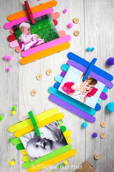 Turn those left over popsicle sticks into fun and easy popsicle stick crafts. Everything from birdfeeders to popsicle stick Christmas crafts! Picture Frame Out Of Popsicle Sticks, Picture Frames With Popsicle Sticks, Popsicle Stick Crafts Picture Frames, Craft Stick Picture Frame, Kids Craft Picture Frame, Memory Crafts For Kids, Popsicle Stick Frames For Kids, Kids Picture Frame Craft, Popsicle Stick Picture Frame For Kids