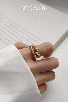 925 Sterling Silver Dipped in 18k Gold Plating Ring #Ring #Sterling #silver #gold Jewelry Photoshoot, Gold Plated Rings, Chain Ring, Ring Ring, Ring Sterling Silver, Gold Plating, Types Of Metal, Silver Gold, 18k Gold