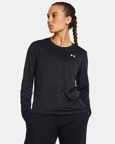 Women's UA Tech™ Twist Long Sleeve Tech Crew, Shirts For Leggings, Training Gear, Training Tops, Under Armour Women, Athletic Pants, Active Women, Plus Size Shirts, Workwear Dress