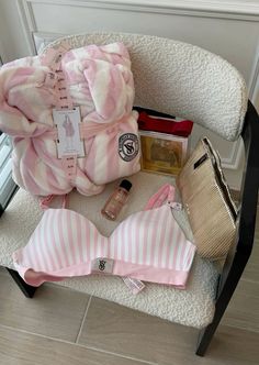 #victoriasecretpink Victoria Secret Clothing, Victoria Secret Set, New Collection