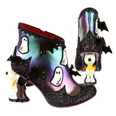 Irregular Choice Peanuts Snoopy Cartoon Halloween Glow In The Dark Concept Heel Spooky High Heel Ankle Boots | Count Snoopy Scary Vampire, Great Pumpkin, Vampire Teeth, Spooky Cute, Tiki Party, Heel Boot