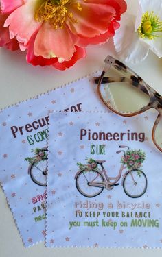 two pieces of paper with flowers and glasses on it next to some napkins that say precur is correct