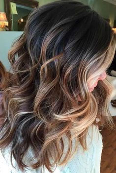 77 Amazing Hair Highlights Ideas Medium Layers, Rambut Brunette, Hair Color Caramel, Brunette Hair With Highlights, Balayage Hair Dark, Fall Hair Color For Brunettes, Brown Hair With Blonde Highlights, Caramel Hair, Brown Blonde Hair