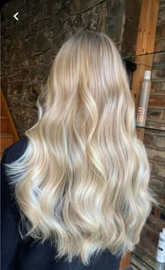 Utah Blonde Hair, Light Strawberry Blonde Hair, Blonde Hair Goals, Bright Blonde Hair, Hair Tips Video, Blonde Hair Inspiration, Haircuts Straight Hair