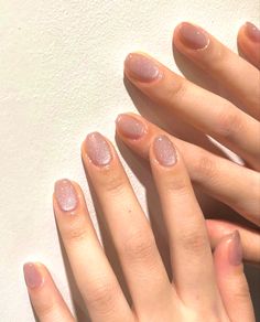 Nagellack Trends, Simple Gel Nails, Minimal Nails, Pretty Gel Nails, Makijaż Smokey Eye, Cute Gel Nails, Soft Nails, Nail Swag, Neutral Nails