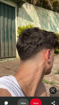 Lowfade Hair Men, Low Fade Taper Haircut Mens, Low Fades For Men Hairstyles, Low Fade Taper Haircut, Fades For Men White, Long Fade Haircut Men, Man Fade Haircut, Low Fade Haircut Mens Long Hair