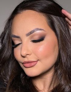 Glam Bride Makeup, Ball Makeup, Eye Makeup Images, Light Makeup Looks, Wedding Eye Makeup, Makeup Secret, Eye Makeup Styles, Makeup Artist Tips, Makeup Mistakes