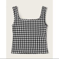 This Slim Fit Square Neck Houndstooth Print Tank Top Is A Wonderful Addition To Your Wardrobe And Your Style! This Unique Piece Is Very Comfy And Flattering! Great By Itself Or As A Layer 95% Polyester And 5% Spandex Casual Black Houndstooth Top, Trendy Fitted Houndstooth Tops, Casual Houndstooth Summer Top, Casual Houndstooth Top For Summer, Summer Casual Houndstooth Top, Fitted White Houndstooth Top, Casual White Houndstooth Top, Casual White Houndstooth Pattern Tops, Mermaid Blanket