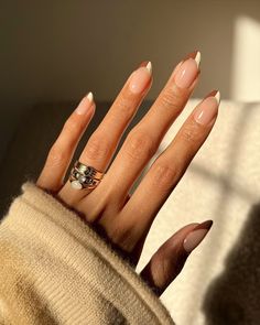 Discover stunning brown and white ombre nails. Perfect for light, short, dark, acrylic, square, almond, glitter, matte designs. Pin this for future nail inspiration! Thanksgiving Nail Designs, Nails Inspired, Fall Nail Trends, Minimal Nails, Thanksgiving Nails, September 28, Brown Nails, Minimalist Nails, Nail Inspiration