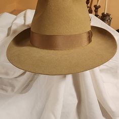 Preowned Mens Tan Color Hat Size 7 1/2 Hat Box, Tan Color, Hat Sizes, Hats For Men, Accessories Hats, Mens Accessories, Man Shop, Hats, Color