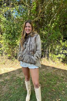 One size fits most- can fit up to an XL depending on desired fit.  One of a kind!!  I am 5'5", typically XS/small in tops for reference Reworked Carhartt Hoodie, Camo Hoodie, Camo, Gender Neutral, Adult Outfits, Sweatshirts Hoodie, Clothes