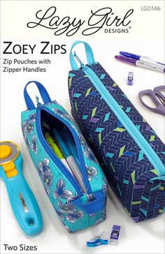 Zoey Zips Pencil Case Sewing, Lazy Girl Designs, Backpack Sewing, Thread Catcher, Crossbody Bag Pattern, Iron Storage, Pouch Sewing, Small Zipper Pouch, Purse Tutorial