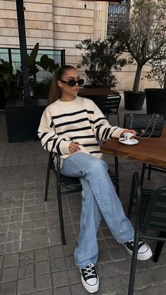 Vlasové Trendy, Skandinavian Fashion, Outfit Chic, Uni Outfits, Cold Outfits, School Looks, Mode Ootd