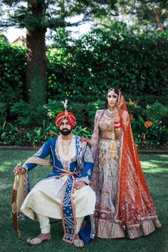 Latest Groom Jewellery Trends And Ideas For The Stylish Grooms! Matching Wedding Outfits, Assamese Wedding, Sikh Couple, Rimple And Harpreet Narula, Peach Clothes, Ivory Bride, Sikh Bride