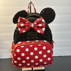 See Pictures For Details Details Picture Number 2 Please Same Or Next Day Shipping Pets And Smoke Free Questions? Leave A Comment Below! Box#2 Black Minnie Mouse Bag For Back To School, Cute Black Leather Bag, Minnie Mouse Backpack For Daily Use, Black Minnie Mouse Travel Bag, Black Minnie Mouse Backpack For Everyday Use, Cute Black Minnie Mouse Backpack, Cute Black Minnie Mouse Bag, Sloth Backpack, Disney Loungefly