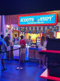 people are standing in line at scoops and ahoy