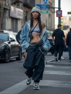 15 Fierce Chola Outfit Ideas to Channel Your Inner Baddie 18 Chola Outfit Ideas, Outdoor Concert Outfit Ideas, Chola Outfit, Outfit Ideas Baddie, Outdoor Concert Outfit, Cute Fall Outfit Ideas