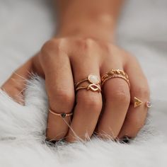 Cute Dainty Gold Tone Ring Set Dainty Ring For Party, Dainty Party Jewelry Ring, Dainty Party Ring, Trendy Jewelry With Ring Detail For Promise, Dainty Open Ring For Party, Trendy Rose Gold Party Rings, Dainty Gold Rings For Party, Minimalist Party Ring Jewelry, Party Rose Gold Metal Rings