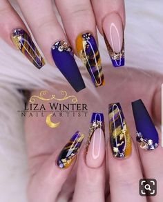 Coffin Art, Nails Grunge, Gold Nail, Grunge Nails, Purple Nail, Nail Design Ideas, Beautiful Nail Designs, Art Nails, Fabulous Nails