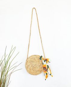 Round Straw bag with ribbon round bag hobo shoulder bag woven natural basket bag crossbody bag wicke Boho Shoulder Bag, Round Straw Bag, Bag With Tassel, Natural Baskets, Western Wear Outfits, Bohemian Summer, Wicker Bags, Summer Bag, Round Bag