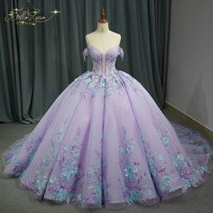 Purple Ball Gown Princesses, Ballroom Extravaganza, Quinceñera Ideas, Poofy Dresses, Bridgerton Party, Shoulder Length Veil, Purple Ball Gown, Xv Dresses, Royal Celebration