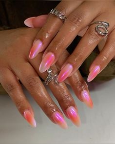 Paznokcie Hello Kitty, Almond Gel Nails, Kutek Disney, Pink Chrome Nails, Colourful Nails, Girly Acrylic, Nagellack Trends, Golden Nails, Nail Looks