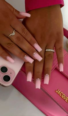 Solid Color With Design Nails, Light Pink Nails With Design Simple, Basic Medium Acrylic Nails, Long Square Acrylic Nails Designs For Summer, Cute Long Square Nails, Square Nail Designs Trending Now 2024, Pink Medium Square Nails, Bubble Gum Pink Nails Design, Medium Length Pink Nails