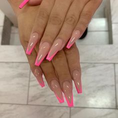 This time we collected more than 100 Long Coffin Nails Ideas that fashion celebrities often try. So, what are you waiting for? Come on, check and enjoy these amazing nails!#CoffinNailsIdeas#CoffinNails Shine Nails, Ballerina Nails, Nail Swag, Acrylic Nail Art