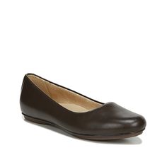 Naturalizer-Maxwell Ballet Flat The Maxwell ballet flat from Naturalizer is perfect for a 'casual and out' look. This slip-on is styled with luxe leather upper, Contour+ technology and responsive all-day cushioning. Versatile Slip-on Work Flats, Versatile Slip-on Flats For Work, Casual Leather Ballet Flats For Work, Modern Slip-on Ballet Flats For Fall, Versatile Leather Flats For Everyday, Versatile Everyday Leather Flats, Fall Workwear Synthetic Ballet Flats, Casual Leather Ballet Flats For Office, Synthetic Flats With Leather Footbed For Everyday