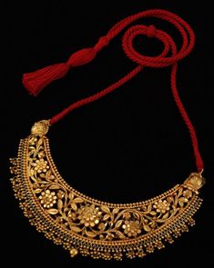 Gold Jewelry Traditional, Neckless Gold Jewelry, Gold Choker Necklace Indian, Jadau Necklace, Gold Bridal Necklace, Bridal Jewellery Design, Gold Jewelry Simple Necklace