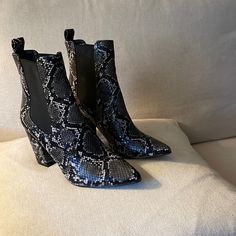 Steve Madden Ankle Boots New Without Tags, Excellent Condition Black Snake Print Boots For Fall, Silver Ankle Boots With Reinforced Heel, Silver High Heel Boots Medium Width, Black Snake Print Ankle Boots, Silver Heeled Boots With Round Toe For Fall, Casual Silver Boots For Fall, Silver Ankle Boot Heeled Boots For Fall, Silver Casual Boots With Pointed Toe, Silver Boots For Fall, Medium Width