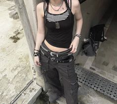 Grunge Fits, New Rock, Alt Fashion, Grunge Goth, Cool Fits, Tokio Hotel, American Beauty, Alternative Outfits