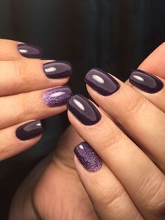 Ongles Gel Violet, Dark Purple Nails, Pedi Ideas, Purple And Silver, Short Acrylic, Dark Nails, Nails 2024, Manicure Y Pedicure