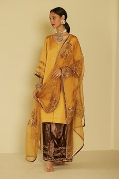 Yellow organza silk dupatta with floral hand embroidery - Aza Fashions Silk Embroidered Palazzo Set For Reception, Embroidered Silk Palazzo Set For Reception, Gold Palazzo Set With Dupatta In Tissue Silk, Gold Tissue Silk Palazzo Set With Dupatta, Silk Palazzo Set With Dupatta For Festivals, Tissue Silk Traditional Wear With Sheer Dupatta For Reception, Reception Traditional Wear With Sheer Dupatta In Tissue Silk, Semi-stitched Organza Palazzo Set With Cutdana, Gold Tissue Silk Palazzo Set With Resham Embroidery