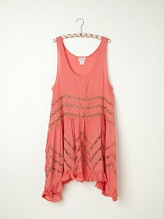 sad part is my roomate and i own this slip in about 10 colors Minimalistic Chic, Mine Mine, Night Gowns, Lady Style, Hippie Life, Spring Clothes, Free People Clothing Boutique, Closet Goals, Lace Slip