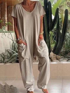 Women's Jumpsuit Pocket Solid Color V Neck Streetwear Street Daily Regular Fit Short Sleeve White Yellow Fuchsia S M L Summer 2024 - $29.99 Baggy Jumpsuit, Pocket Jumpsuit, Solid Color Jumpsuits, Streetwear Mode, Loose Jumpsuit, Jeans Cargo, Maxi Robes, Yoga Shorts, Denim Jumpsuit