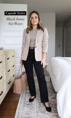 Professional Social Worker Outfits, Black Blazer Outfit Work, Courtroom Attire, Social Worker Outfits, Wardrobe Reset, Outfit Formal Mujer, Business Professional Women, Smart Casual Work Outfit Women, Black Blazer Outfit