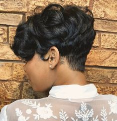 Black Hair Short Cuts, Short Black Hair, Cut Life, Short Hair Pixie Cuts, Short Sassy Hair, Pelo Afro, Hairstyle Inspiration, Sassy Hair, Hair Affair