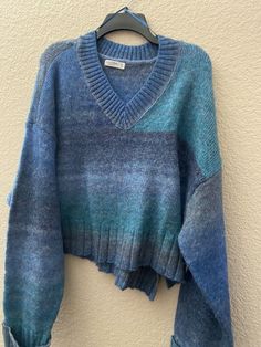 Brand new! Arizona Jean Co Sweater Blue Gradient Knit Cropped Women’s Size XXL Soft and comfortable Please see all pictures as part of the description Blue Gradient, Arizona Jeans, Disney Outfits, Blue Sweaters, Dream Wardrobe, All Pictures, Sweater Outfits, Sweater Top, Arizona