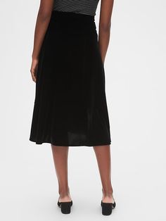 Velvet Wrap Midi Skirt #AD , #AFFILIATE, #Wrap, #Velvet, #Skirt, #Midi Wrap Midi Skirt, Velvet Skirt, Skirt Midi, Long Sweaters, Waist Skirt, Sweater Outfits, High Waisted Skirt, Midi Skirt