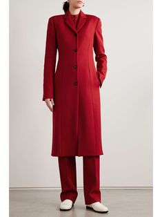 Tailored Chic Wool Coat, Elegant Structured Wool Coat For Winter, Timeless Wool Coat For Winter, Luxury Tailored Long Coat, Elegant Tailored Solid Pea Coat, Elegant Formal Solid Wool Coat, Long Tailored Winter Coat, Winter Tailoring Long Coat, Elegant Wool Coat For Formal Occasions